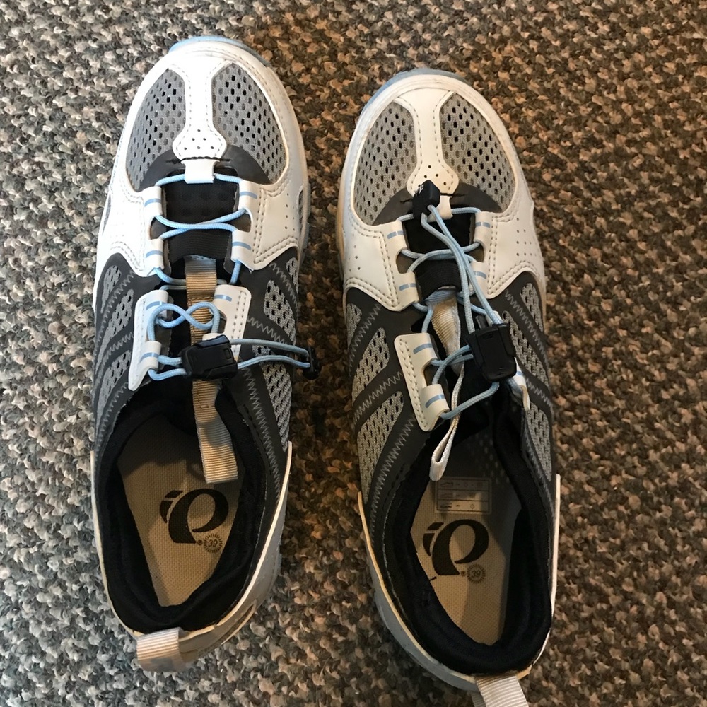 PEARL iZUMi cycling shoes